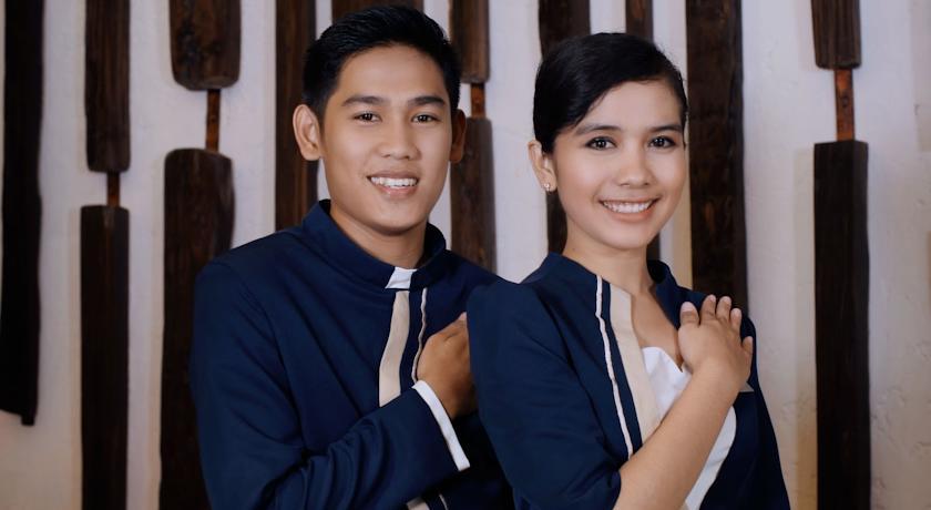 อัสตันเจ็มเบอร์โฮเต็ล&คอนเฟอเรนซ์เซนเตอร์ Hotel เจมเบอร์ ภายนอก รูปภาพ