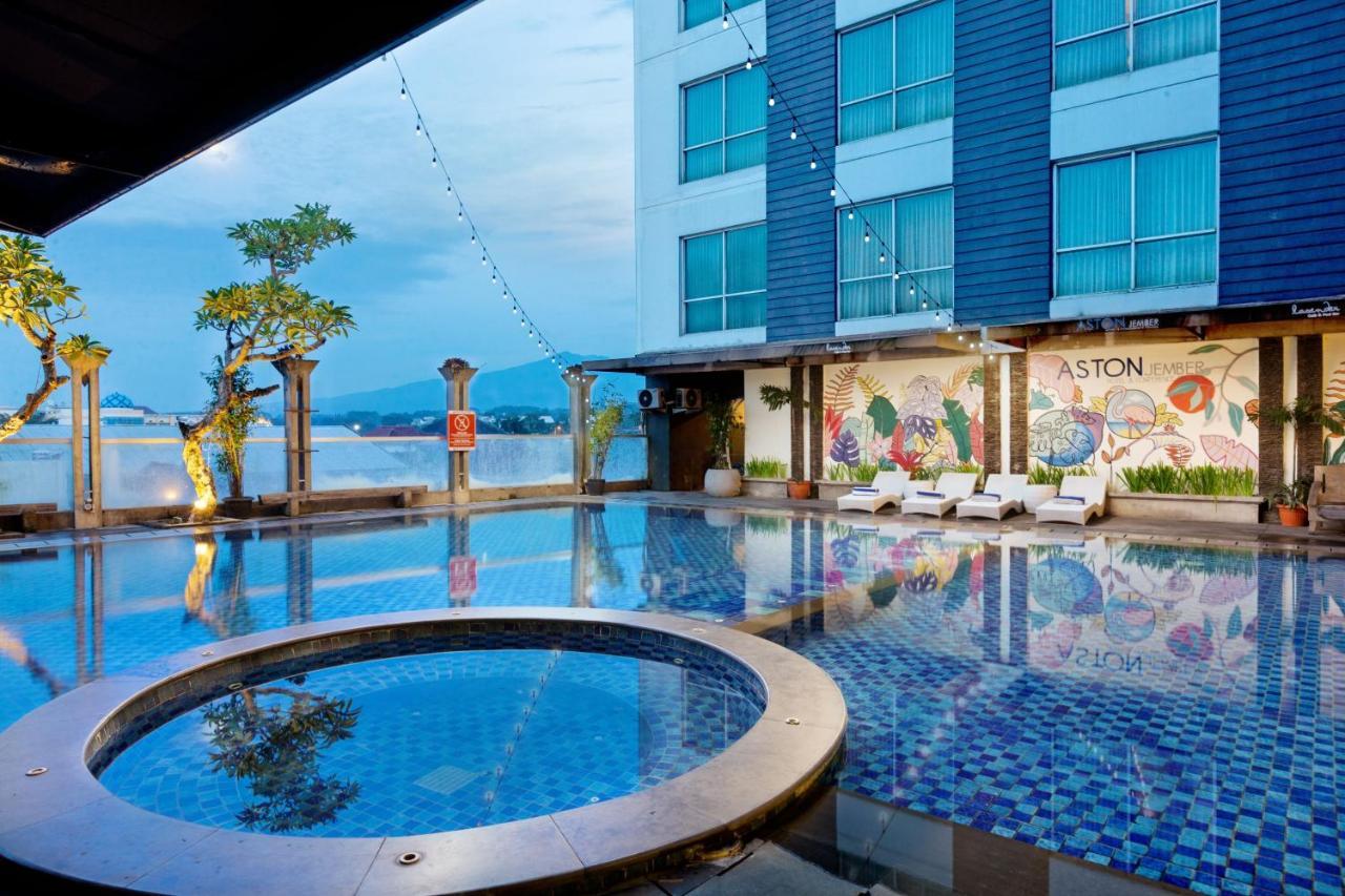 อัสตันเจ็มเบอร์โฮเต็ล&คอนเฟอเรนซ์เซนเตอร์ Hotel เจมเบอร์ ภายนอก รูปภาพ